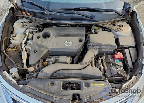 2015 Nissan Altima 2.5 z USA, uszkodzony, nr VIN 1N4AL3AP5FN362190